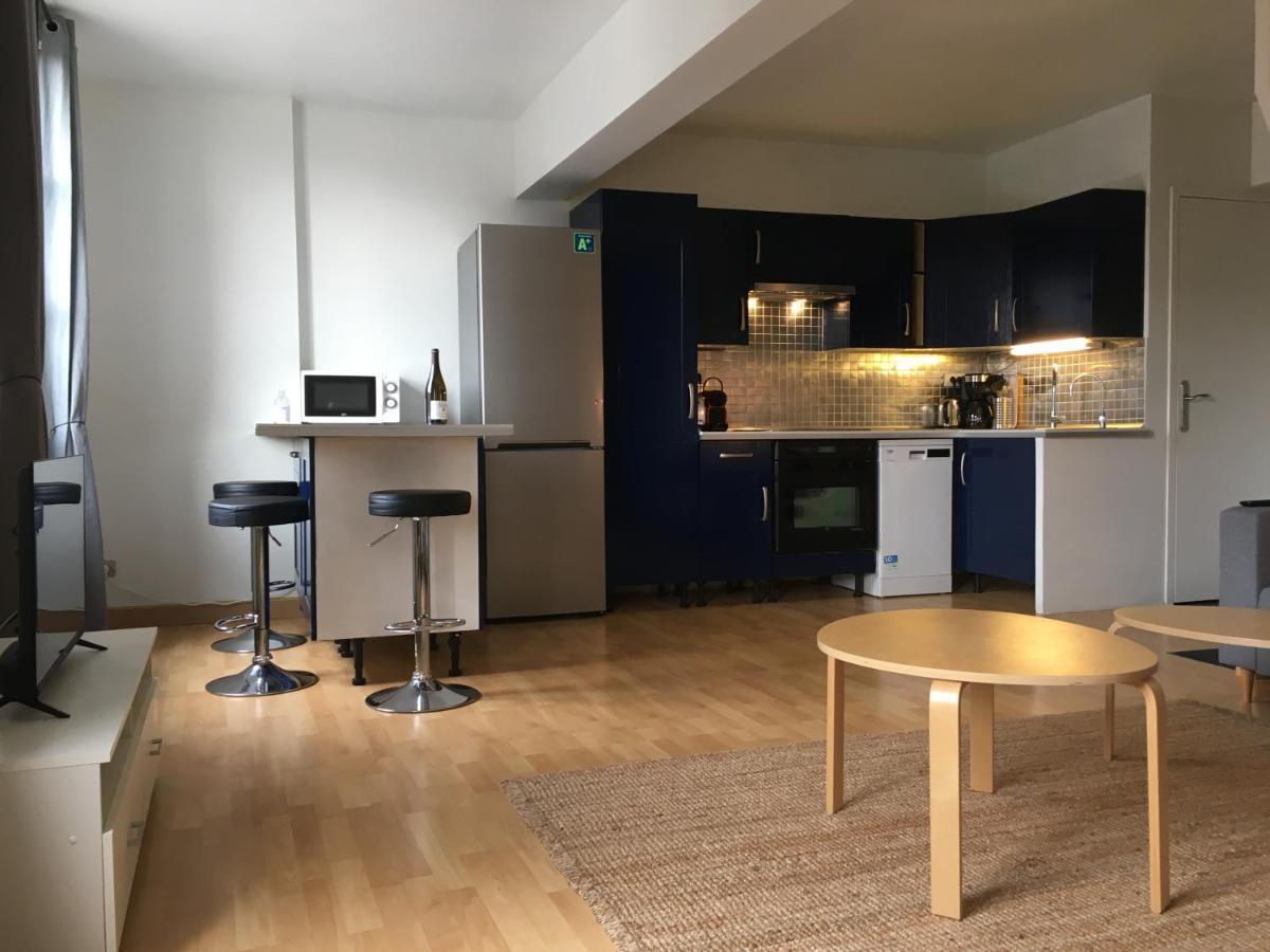 Duplex Cosy Flat - Hyper-Centre Senlis Apartment Senlis  Luaran gambar